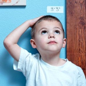 susam-cocuklarin-boyunu-uzatiyor--3308035[1]